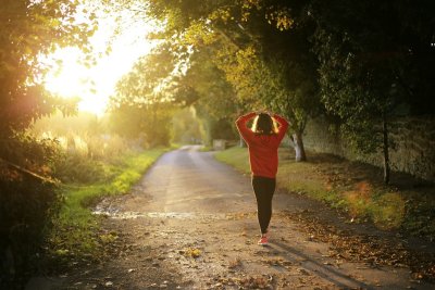 Deze fitnesstrend werkt, ook al doe je bijna niets